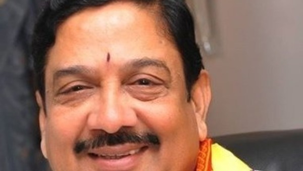 టీడీపీ మాజీ మంత్రులపై కన్ను
