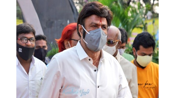 Actor, TDP MLA Nandamuri Balakrishna, Lakshmi Parvathi pays tribute to NTR Actor, TDP MLA Nandamuri Balakrishna, Lakshmi Parvathi pays tribute to NTR