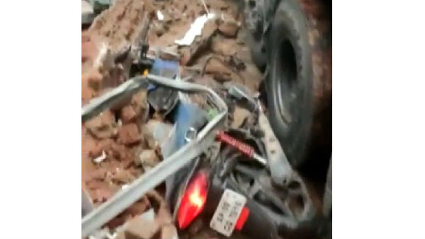 one died after high speed lorry hits dcm vehicle in uppal hyderabad one died after high speed lorry hits dcm vehicle in uppal hyderabad