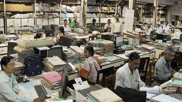 ఉద్యోగ సంఘాలతో చర్చలు... ఆపై నిర్ణయం...