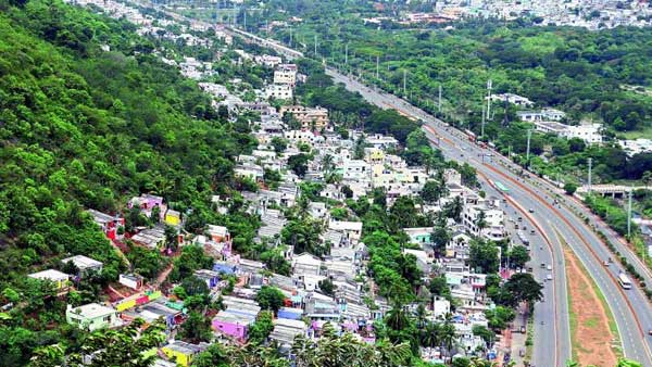 ఏప్రిల్ 13 నుండి చట్టబద్దంగా ఆంధ్రప్రదేశ్ యొక్క కార్యనిర్వాహక రాజధానిగా విశాఖ
