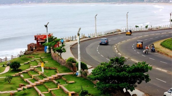 విశాఖకు సమాంతరంగా మరో నగరం