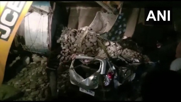 West Bengal: 13 people died in an accident in Jalpaiguri district last night, due to fog West Bengal: 13 people died in an accident in Jalpaiguri district last night, due to fog