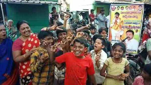 బాలయ్యకు చిన్నారుల షాక్..
