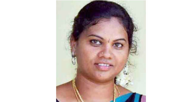 సంగీతకు సైట్ కొట్టిన కుర్రాడు