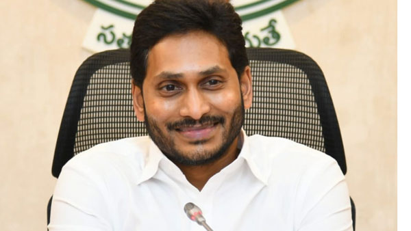 రాష్ట్ర అభివృద్ధిని చూసి కడుపు మంట తట్టుకోలేక ఆలయాలపై దాడులు చేస్తున్నారని జగన్ ఫైర్