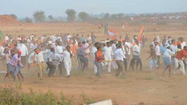గుర్రంపోడులో ఉద్రిక్తత..