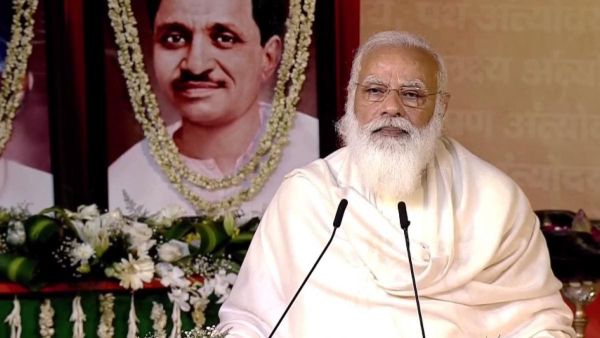 Govt may run with majority but nation runs with consensus: PM Modi to BJP MPs Govt may run with majority but nation runs with consensus: PM Modi to BJP MPs