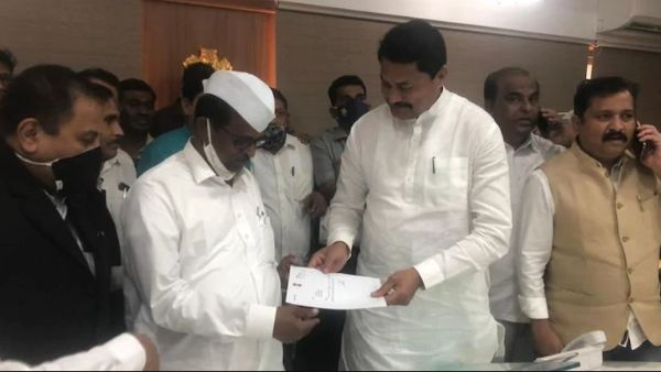 స్పీకర్ పదవికి రాజీనామా..