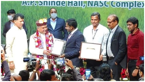 ananthapuram-collector-gandham-chandrudu-receives-pm-kisan-award-from-centre ananthapuram-collector-gandham-chandrudu-receives-pm-kisan-award-from-centre