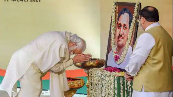 Govt may run with majority but nation runs with consensus: PM Modi to BJP MPs Govt may run with majority but nation runs with consensus: PM Modi to BJP MPs
