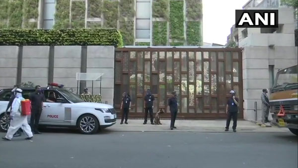 why gelatin laden scorpio parked 400 metres away from antilia why gelatin laden scorpio parked 400 metres away from antilia