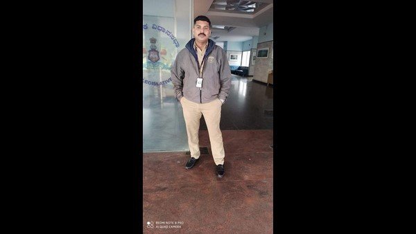 కేటుగాడు ఉద్యోగి