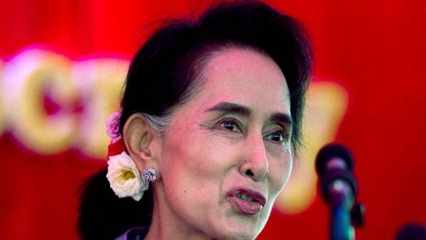 అక్రమాలకు పాల్పడ్డారంటూ..