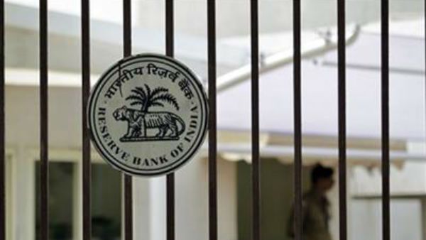 రెండు దశల్లో సీఆర్ఆర్ పెంపు