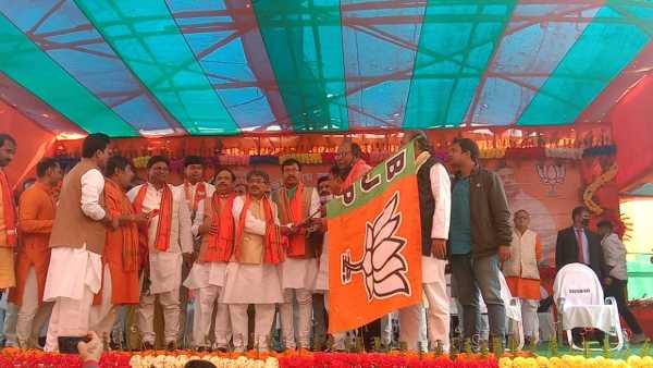 MLA Dipak Haldar joins BJP, latest from TMC to jump ship ahead of Bengal polls MLA Dipak Haldar joins BJP, latest from TMC to jump ship ahead of Bengal polls