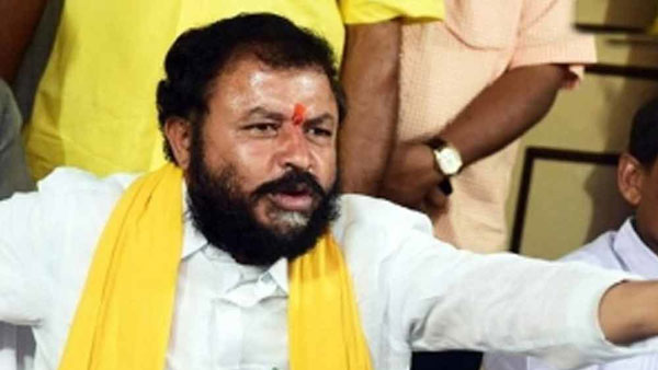 ఎలక్షన్ కోడ్ ఉల్లంఘించి చింతమనేని ప్రభాకర్ ద్విచక్ర వాహన ర్యాలీ