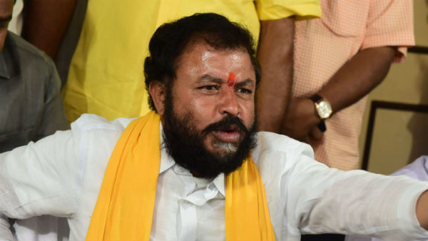 వరుస కేసుల్లో చిక్కుకుంటున్న చింతమనేని , మొన్ననే నిబంధనల ఉల్లంఘన కేసు