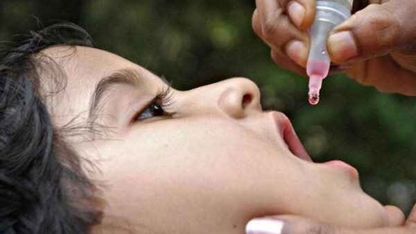 maharashtra kids given hand sanitizer in place of polio drops maharashtra kids given hand sanitizer in place of polio drops