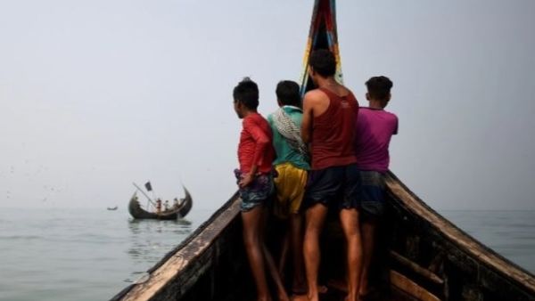 Indian Coast guard saves 81 Rohingyas after drift in boat, Eight dead Indian Coast guard saves 81 Rohingyas after drift in boat, Eight dead