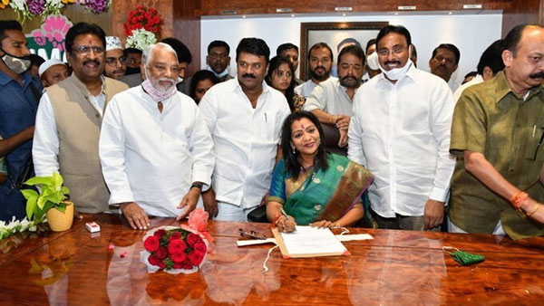 బీసీలకే పదవీ