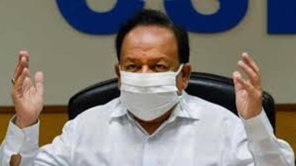 వచ్చే 2-3 వారాల్లో 50ఏళ్ల పైబడినవారికీ వ్యాక్సిన్