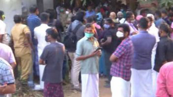 ఇద్దరు పిల్లలు బతికిపోయారు