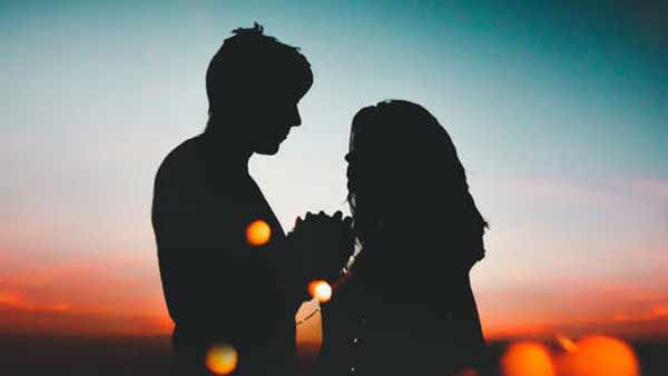 కాలేజ్ లో మరో ప్రియుడు