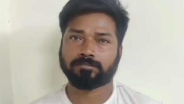 నాలుగేళ్ళు డ్రాయింగ్ టీచర్ రొమాన్స్