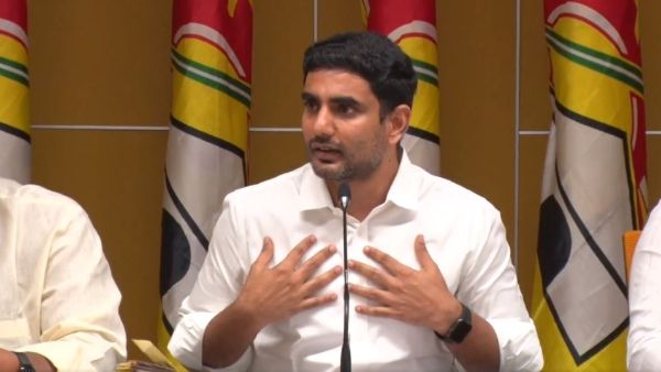 బులెట్ లేని గన్.. జగన్