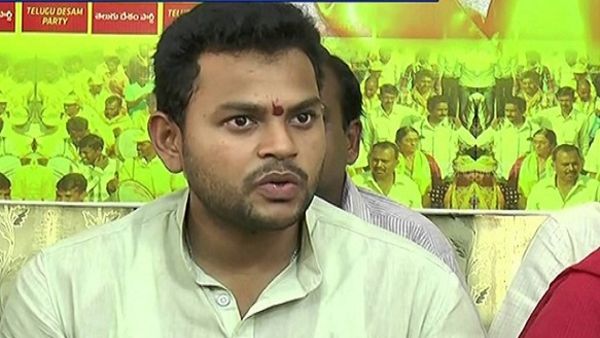 కేంద్ర నిర్ణయం ఉపసంహరించుకోకుంటే ఎలాంటి పోరాటానికైనా సిద్ధం