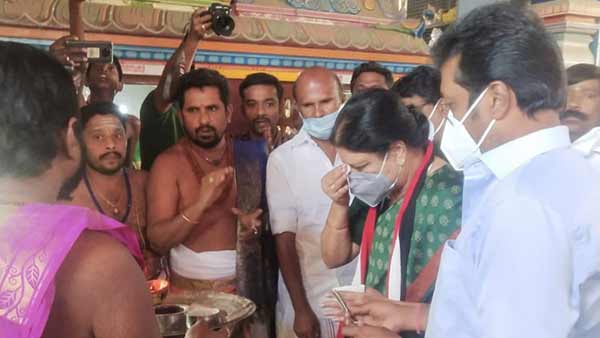 అదిరిపోయే వెల్ కమ్
