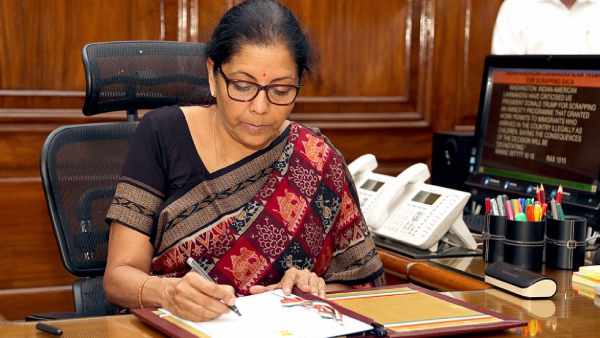 పాత కార్లు కొంటాం... పాత సామన్లు కొంటాం