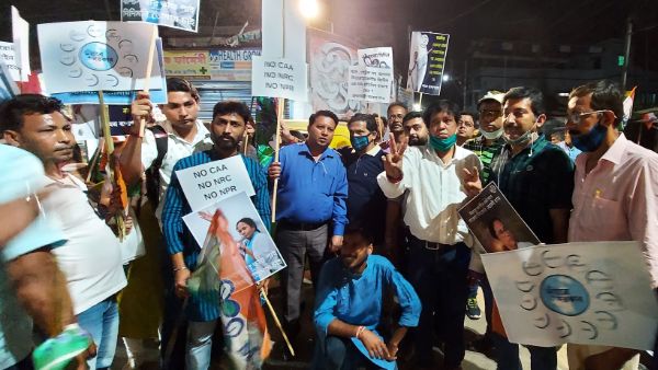 సగానికి పైగా ఓటర్లు దీదీ వైపే..