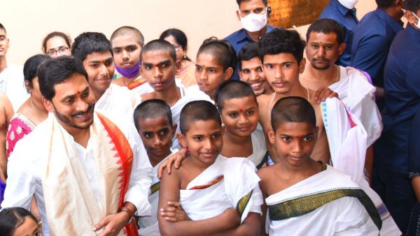 విశాఖ స్టీల్ ప్లాంట్ వ్యవహారం , జగన్ అక్రమాస్తుల కేసుల విచారణ .. యాగం పై ఫోకస్
