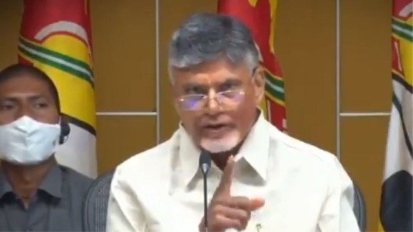 పార్టీ గుర్తులపై..