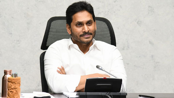 మంచి టీమ్ ఉన్నందుకు దేవుడికి కృతజ్ఞతలు తెలియజేస్తున్నా