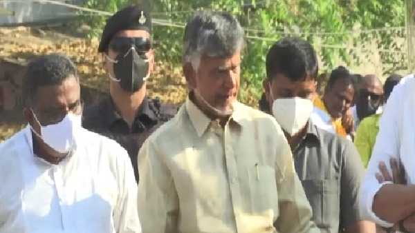 కర్నూలులో చంద్రబాబు షో..