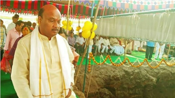 అక్రమంగా ఇతర దేశాలకు తరలుతున్న స్వామివారికి భక్తులు సమర్పించే తలనీలాలు