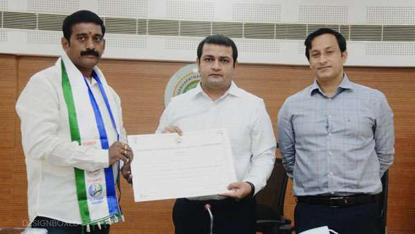 Golagani Hari Kumari elected as Mayor of Visakhapatnam Municipal Corporation Golagani Hari Kumari elected as Mayor of Visakhapatnam Municipal Corporation