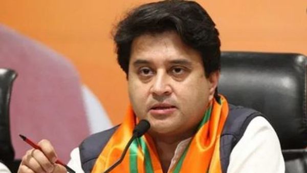 రాహుల్ వ్యాఖ్యలకు సింధియా చురకలు