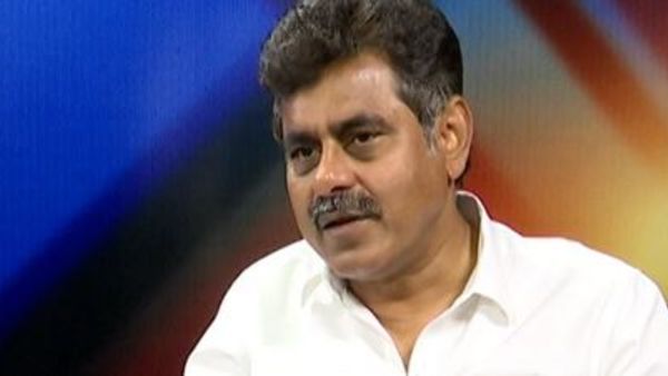 ప్రత్యామ్నాయంగా బీజేపీ లేదా షర్మిలా పార్టీ వైపు..