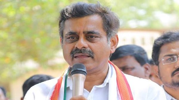 టీఆర్ఎస్తో ఆరంభం..