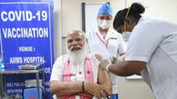 వ్యాక్సిన్ సర్టిఫికెట్ లో మోడీ ఫోటో ... ఎన్నికల రాష్ట్రాల్లో అభ్యంతరం