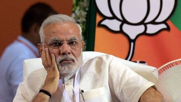 ఎన్నికల సంఘానికి లేఖ రాసిన తృణమూల్ కాంగ్రెస్ .. మోడీ ఫోటో తొలగింపుకు డిమాండ్
