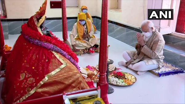 బంగ్లాదేశ్ హిందువుల ద్వారా బెంగాల్లో లబ్ది కోసం