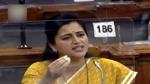 సుడిగుండంలో అగాధి ప్రభుత్వం..