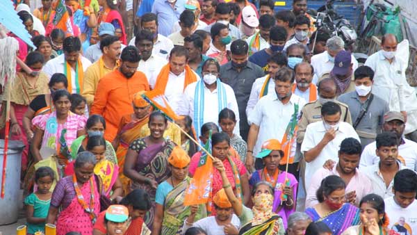 కీలకంగా మారిన పొత్తులు, అవగాహనలు