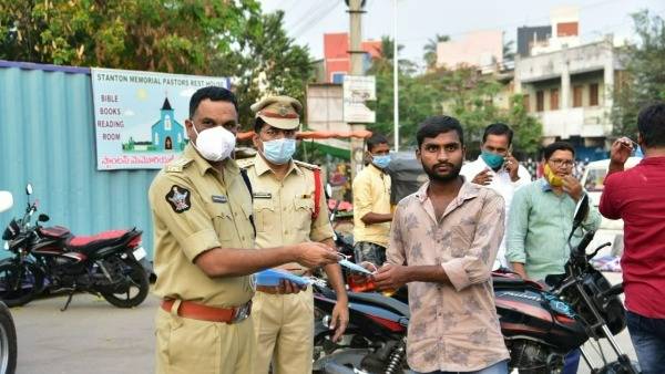 ఎస్పీలకు డీజీపీ సవాంగ్ హెచ్చరికలు