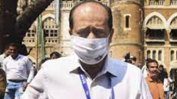 వాజే లింక్లను ట్రాక్ చేయడానికి వాజే గత నేర రికార్డులను పరిశీలిస్తున్న ఎన్ఐఏ